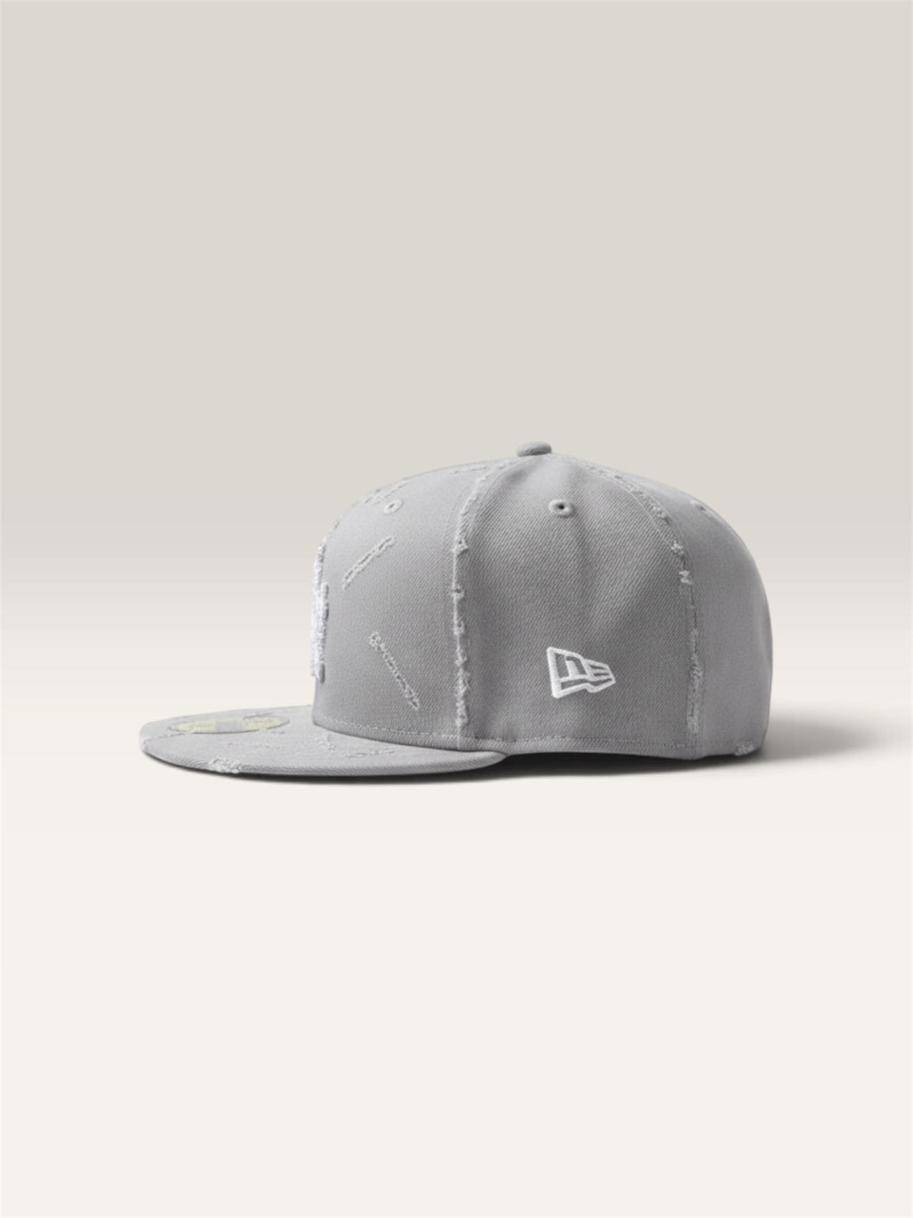 SOSACUSTOMS "Lightgrey Distressed Cap" – Customized New Era Cap