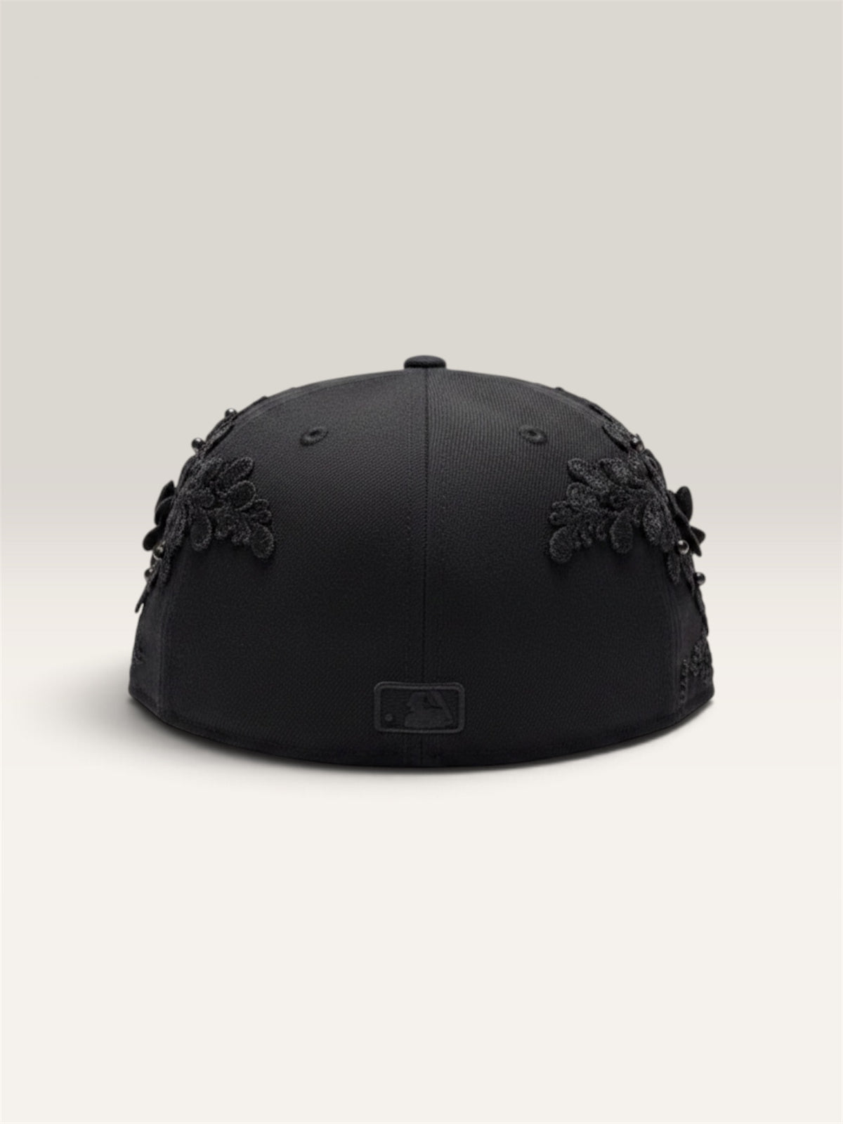 SOSACUSTOMS "Black Rose Cap" – Customized New Era Cap